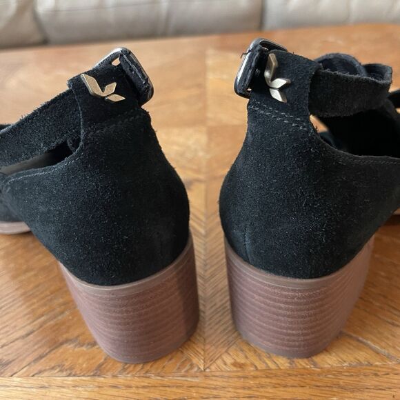 Koolaburra by UGG Women's Heels Ankle Sandals Size 7.5 Black Suede Strap Buckle - Picture 8 of 12